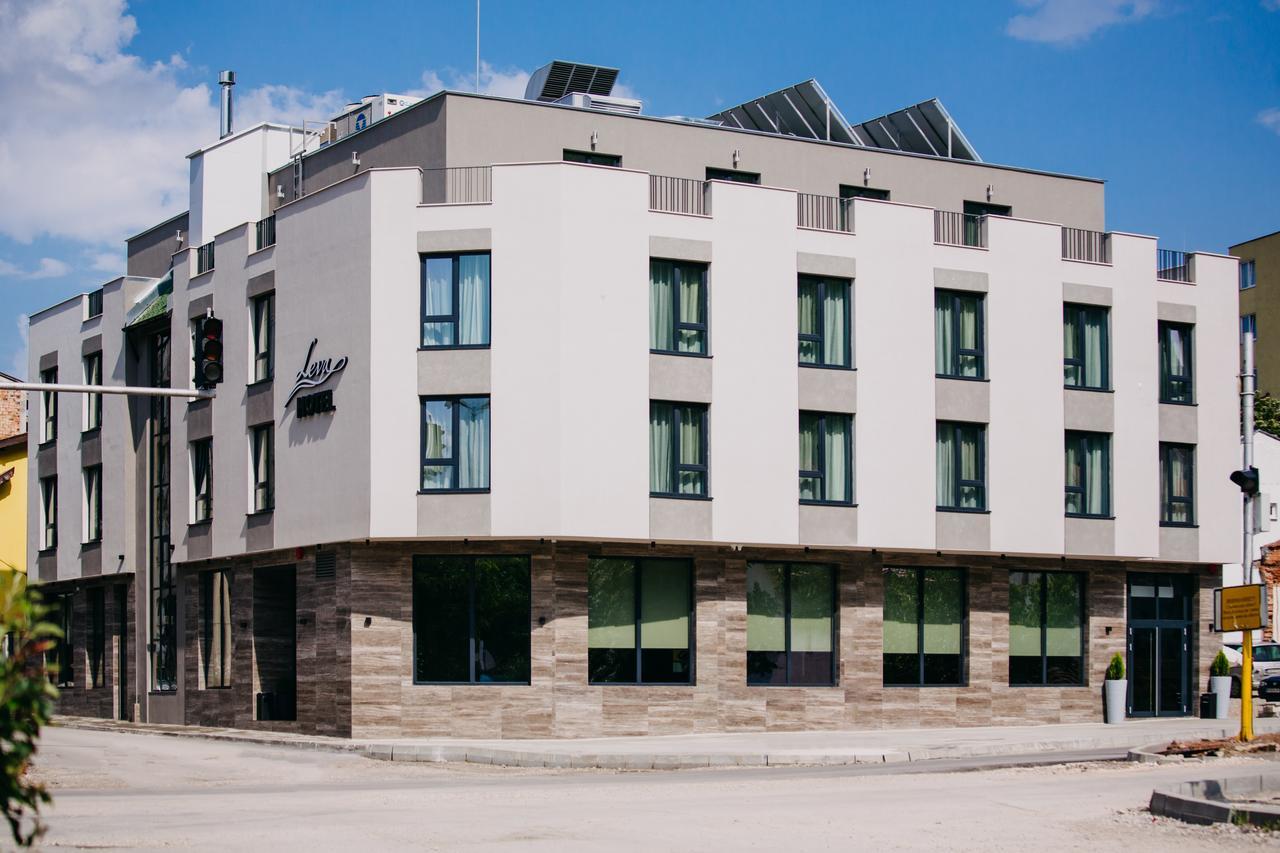 Hotel Leva - Vratsa Buitenkant foto
