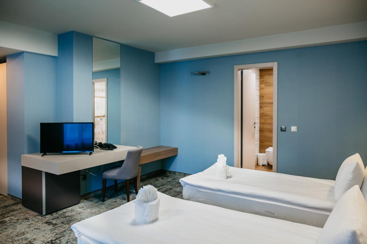 Hotel Leva - Vratsa Buitenkant foto