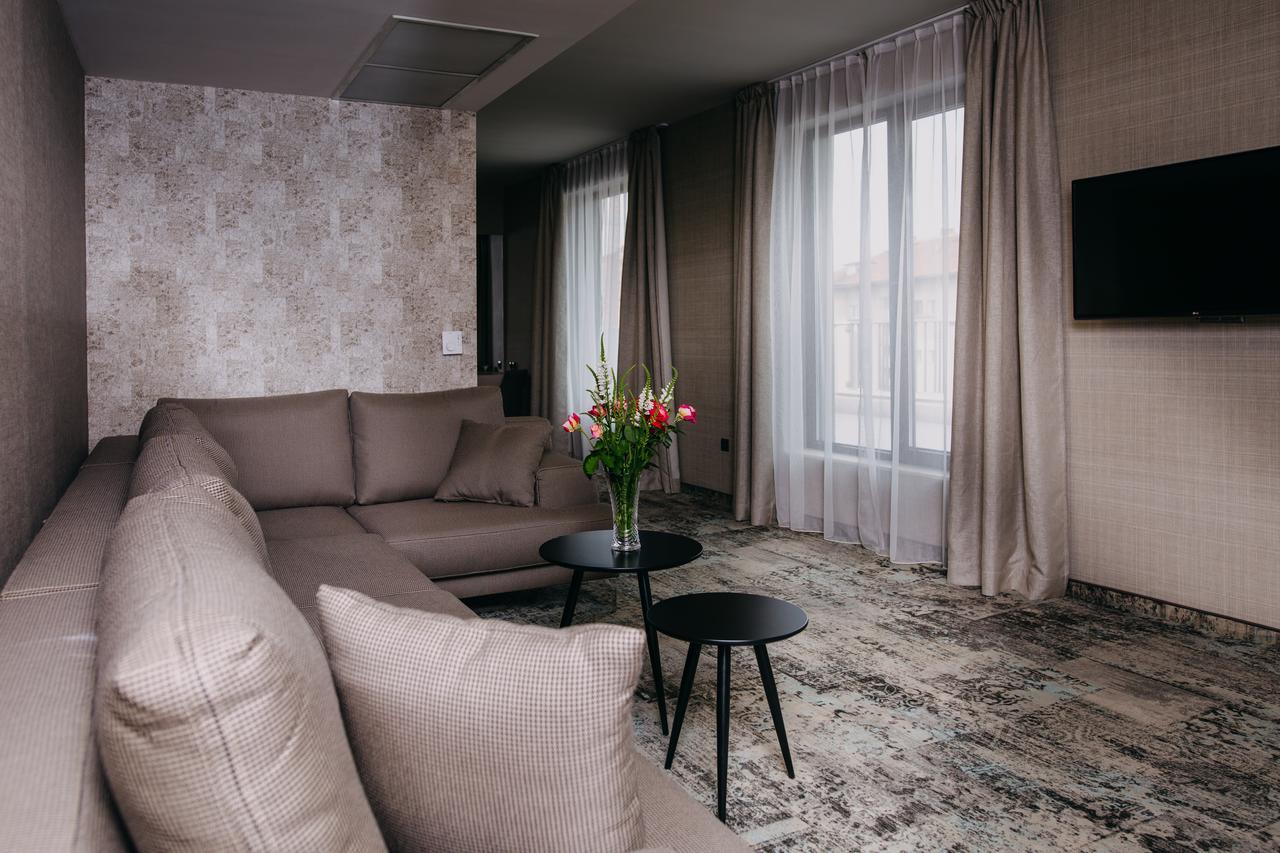 Hotel Leva - Vratsa Buitenkant foto