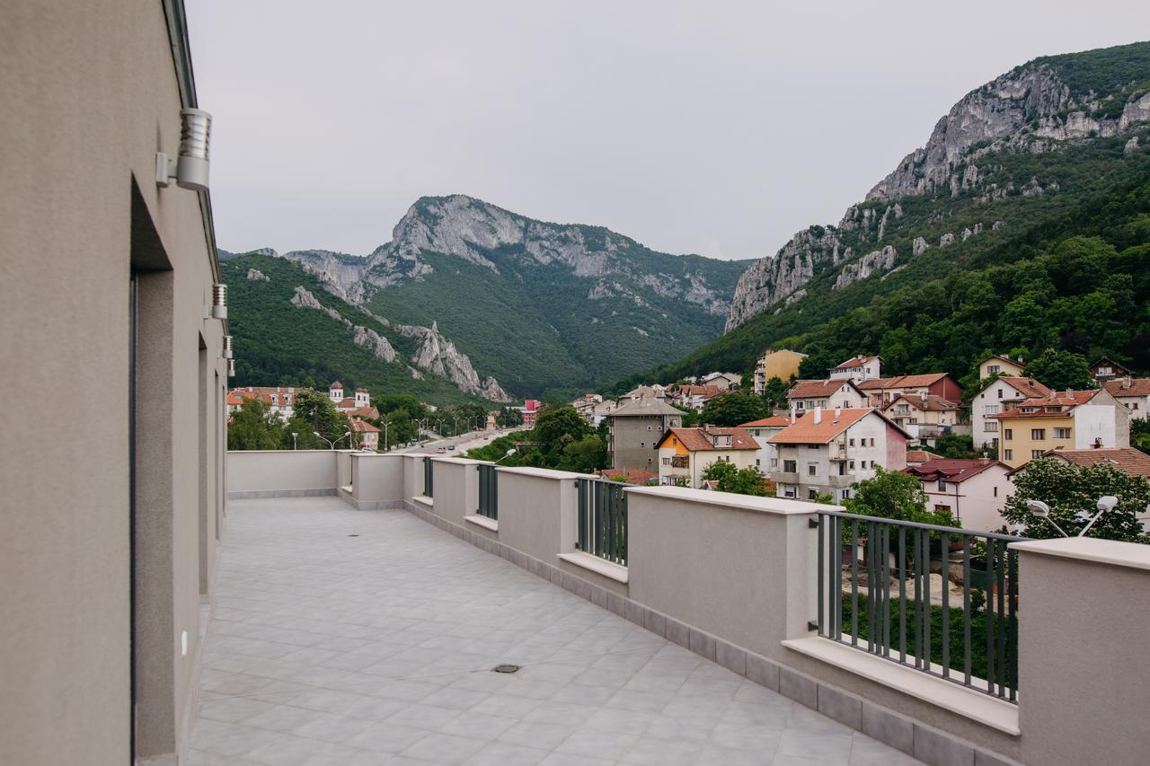 Hotel Leva - Vratsa Buitenkant foto